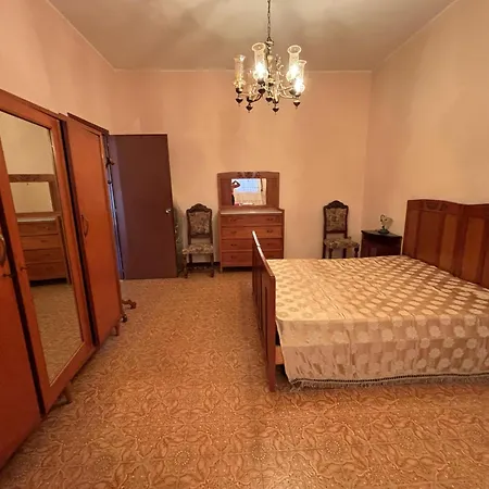Casa Makito Nyaraló